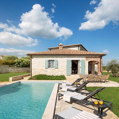 Villa Oscar Sveti Lovreč Pazenatički Extérieur photo